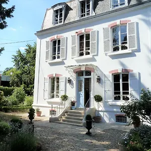 Le Clos Des Princes Frühstückspension Châtenay